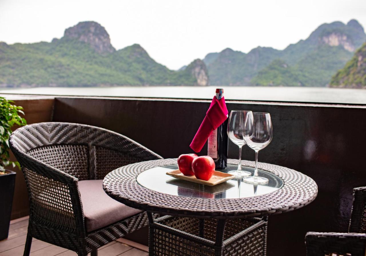 Stellar Of The Seas Cruise Hotel Ha Long Værelse billede